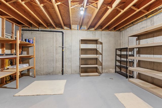 6502 N Park View Ln, Spokane, WA 99205