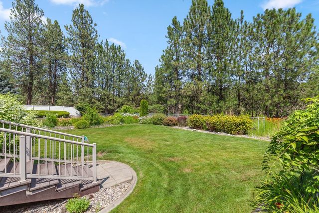 6502 N Park View Ln, Spokane, WA 99205