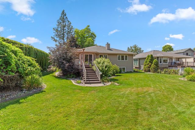 6502 N Park View Ln, Spokane, WA 99205
