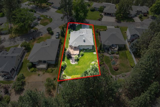 6502 N Park View Ln, Spokane, WA 99205