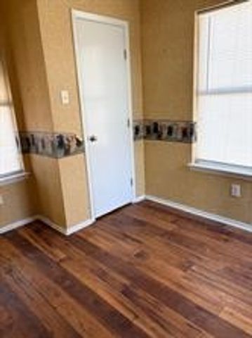 201 E Vine Street, Keller, TX 76248