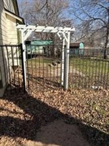 201 E Vine Street, Keller, TX 76248