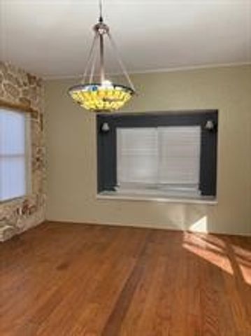 201 E Vine Street, Keller, TX 76248