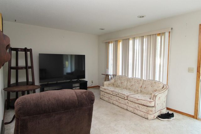 802 6th Street, Traer, IA 50675