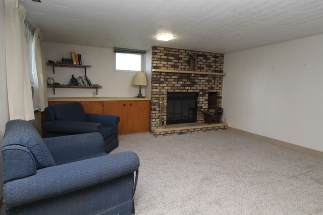 802 6th Street, Traer, IA 50675