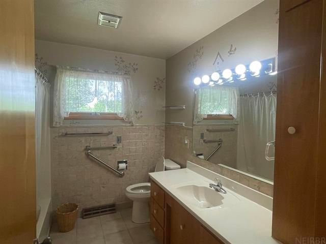 802 6th Street, Traer, IA 50675