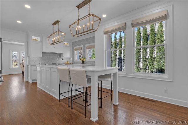 2431 S Trenton Avenue, Tulsa, OK 74114