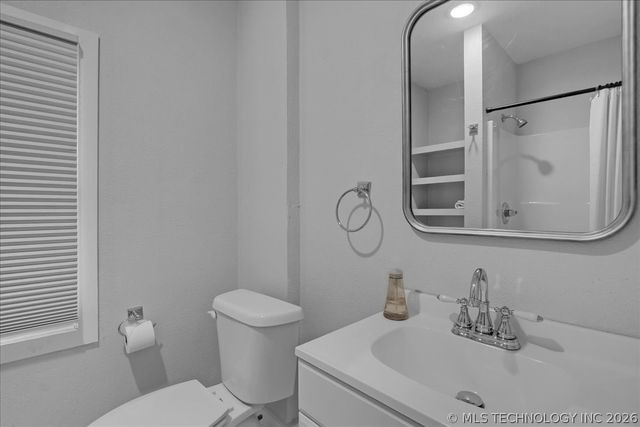 2431 S Trenton Avenue, Tulsa, OK 74114