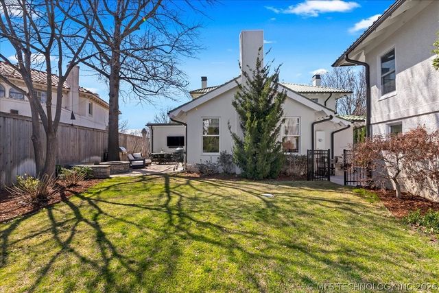 2431 S Trenton Avenue, Tulsa, OK 74114