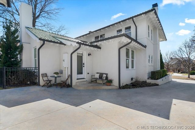 2431 S Trenton Avenue, Tulsa, OK 74114