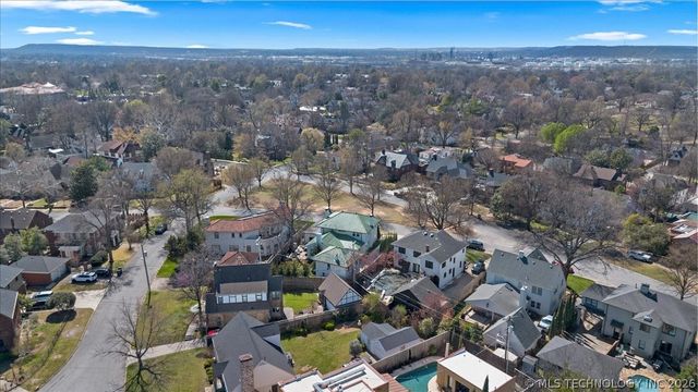 2431 S Trenton Avenue, Tulsa, OK 74114