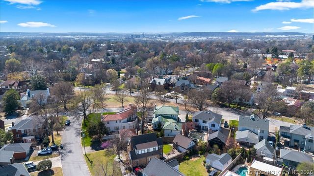 2431 S Trenton Avenue, Tulsa, OK 74114