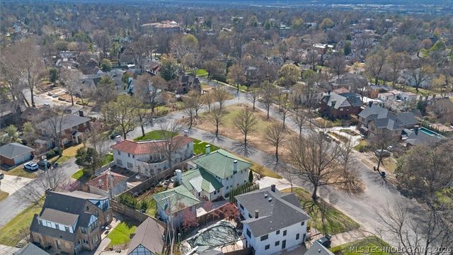 2431 S Trenton Avenue, Tulsa, OK 74114