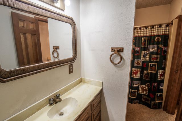 837 Bertha Jackson Rd, Marshall, TX 75670