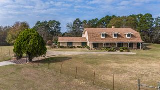 837 Bertha Jackson Rd, Marshall, TX 75670