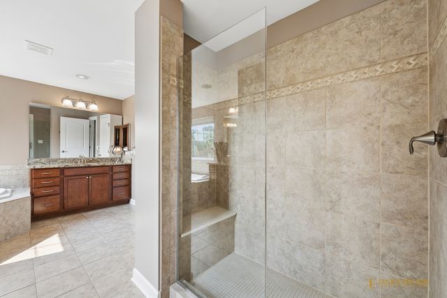 23641 N Sanctuary Club Drive, Kildeer, IL 60047