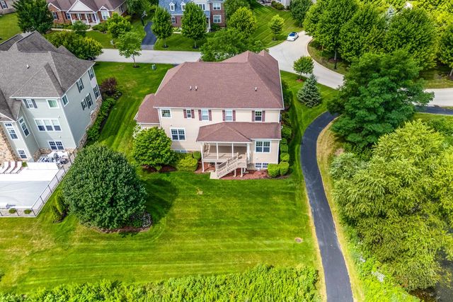23641 N Sanctuary Club Drive, Kildeer, IL 60047