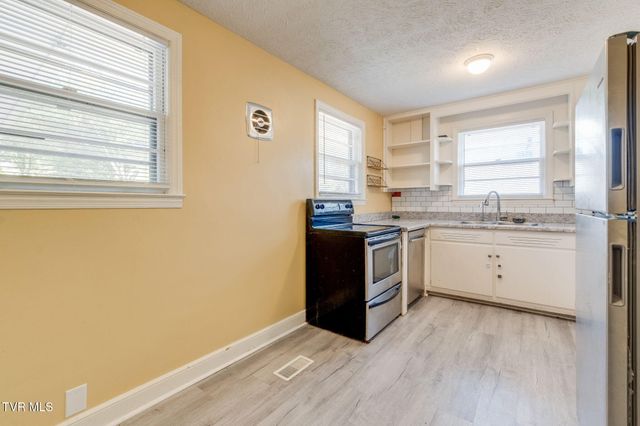 307 Walker Street, Kingsport, TN 37665
