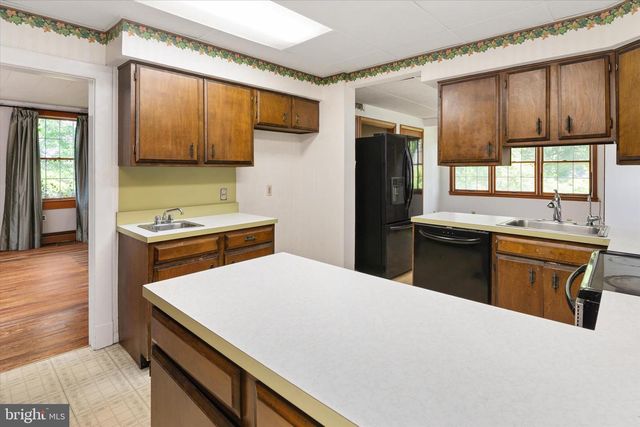 818 ANNAPOLIS RD, Gambrills, MD 21054