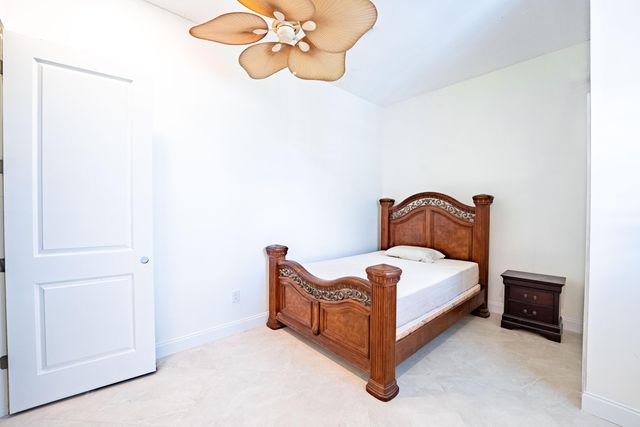 1325 N Mangonia Drive, West Palm Beach, FL 33401