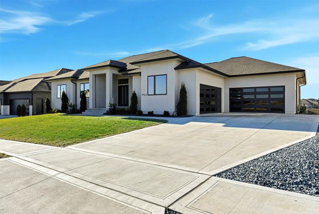 3962 NW 181st Street, Clive, IA 50325