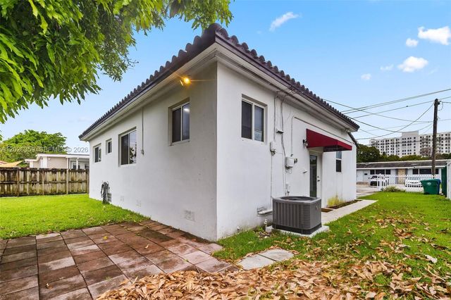 2355 SW 36th Ave, Miami, FL 33145