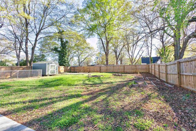 604 E Jefferies St, Gaffney, SC 29340