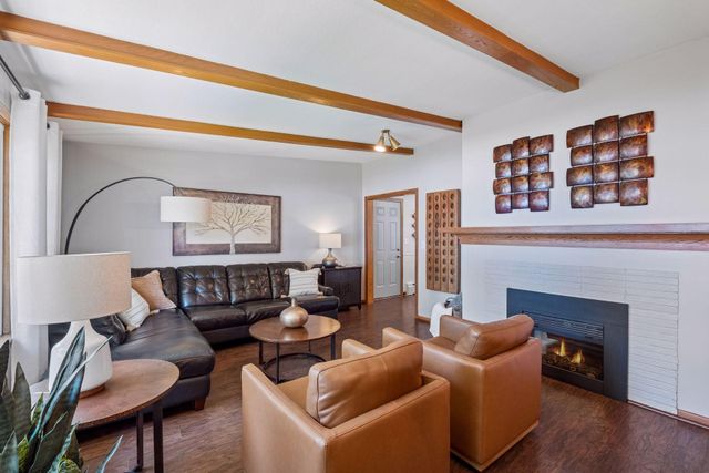 2760 S Shore Drive, Prior Lake, MN 55372