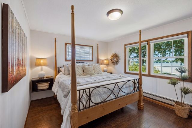 2760 S Shore Drive, Prior Lake, MN 55372