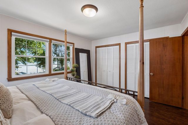2760 S Shore Drive, Prior Lake, MN 55372
