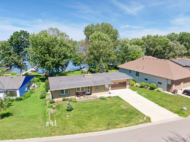 2760 S Shore Drive, Prior Lake, MN 55372