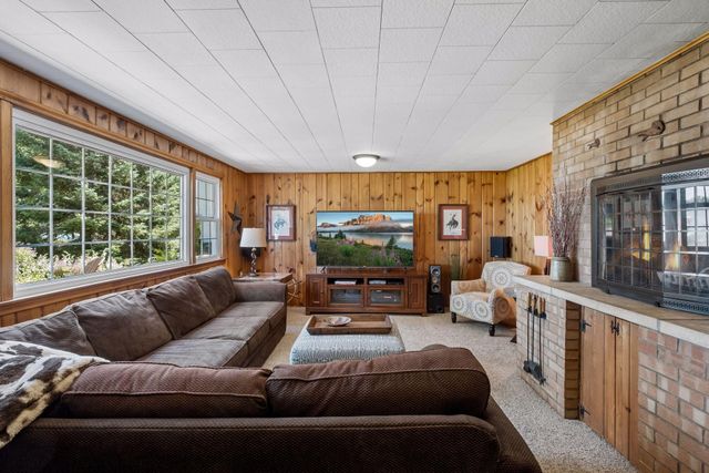 2760 S Shore Drive, Prior Lake, MN 55372