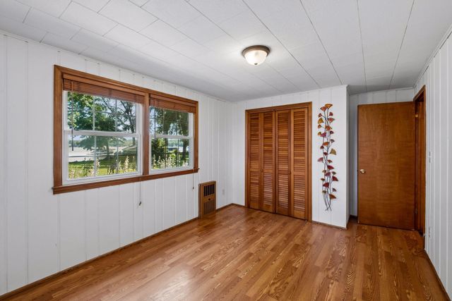 2760 S Shore Drive, Prior Lake, MN 55372
