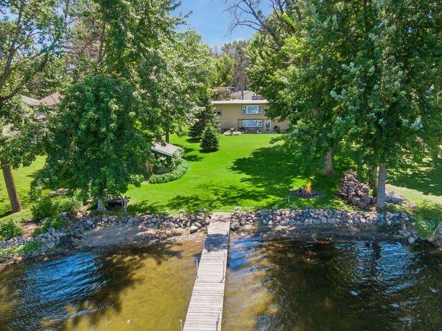 2760 S Shore Drive, Prior Lake, MN 55372