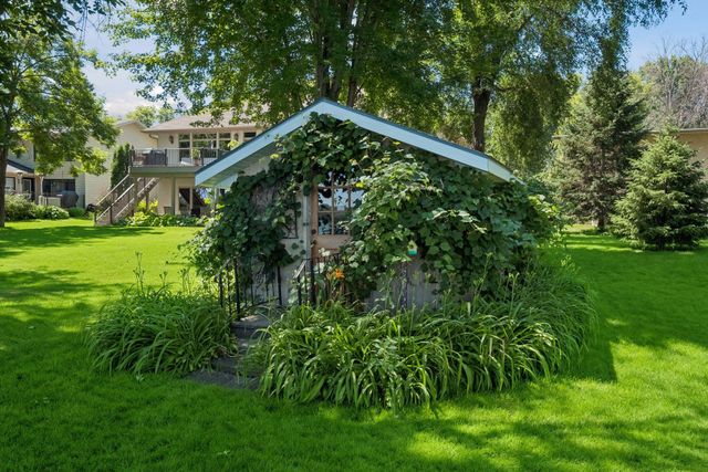 2760 S Shore Drive, Prior Lake, MN 55372
