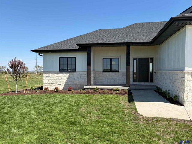 17450 SW 37th Street, Martell, NE 68404