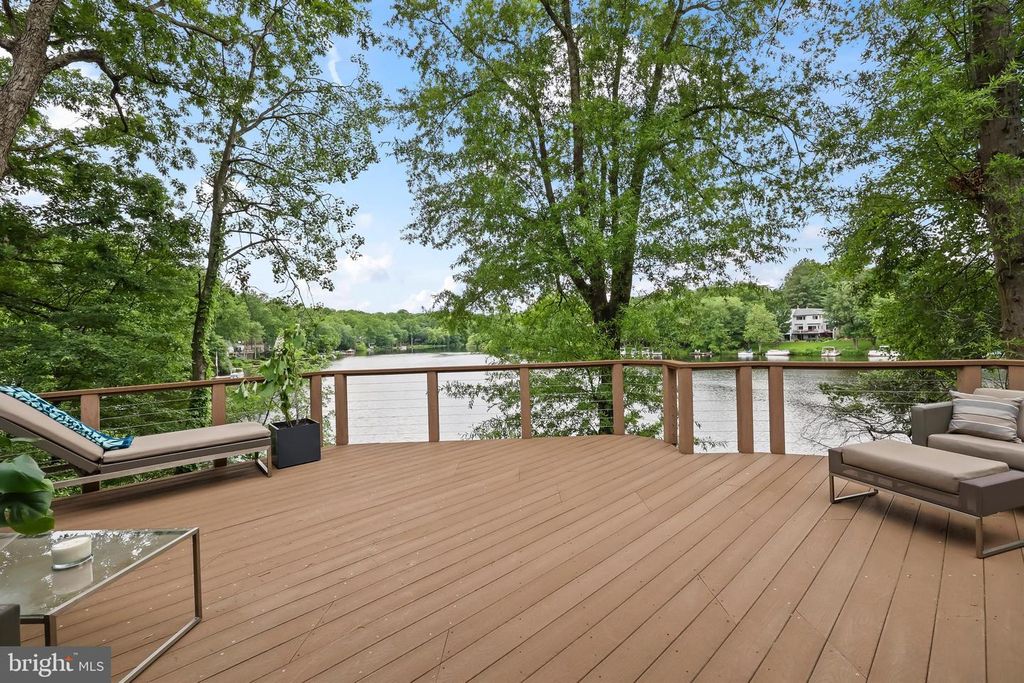 2201 BURGEE CT, Reston, VA 20191