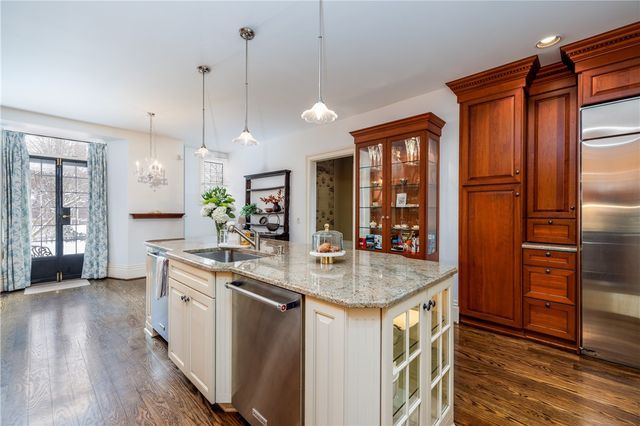 901 East Avenue A, Rochester, NY 14607