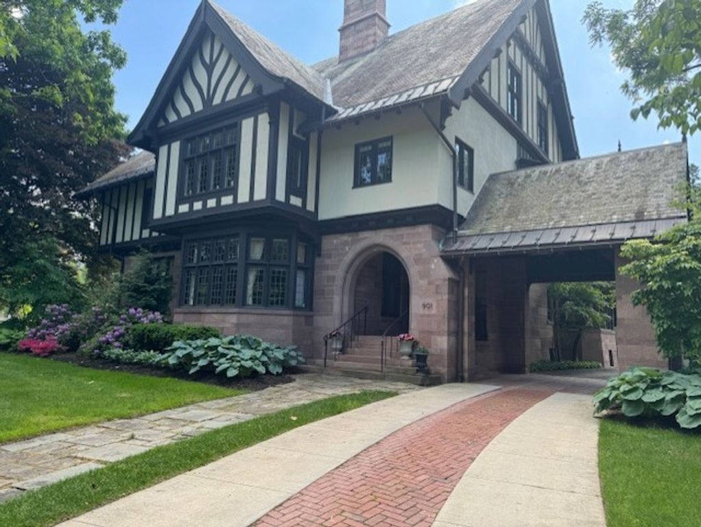 901 East Avenue A, Rochester, NY 14607