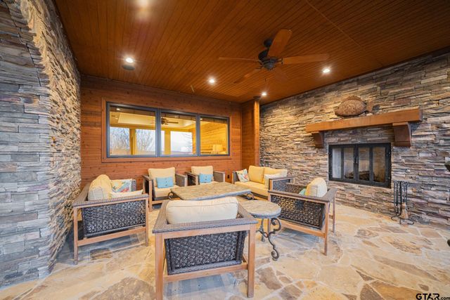 1584 Charlya Drive, Scroggins, TX 75480