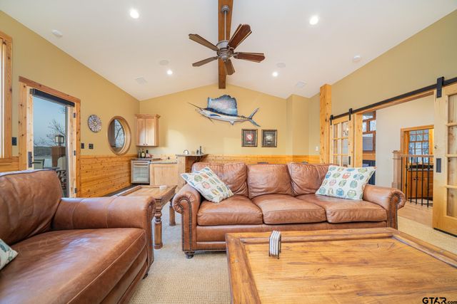 1584 Charlya Drive, Scroggins, TX 75480