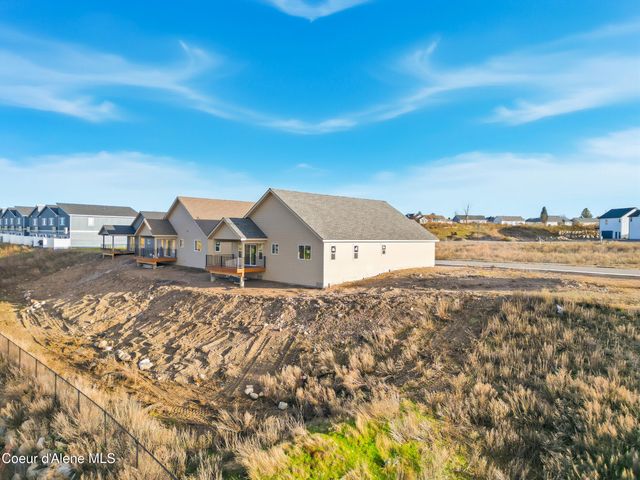 3606 N Blaze Loop, Post Falls, ID 83854