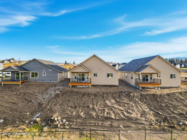 3606 N Blaze Loop, Post Falls, ID 83854