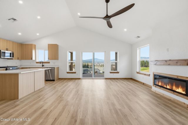 3606 N Blaze Loop, Post Falls, ID 83854