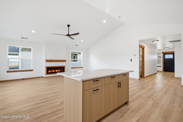 3606 N Blaze Loop, Post Falls, ID 83854