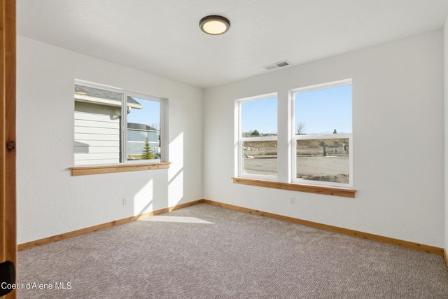 3606 N Blaze Loop, Post Falls, ID 83854