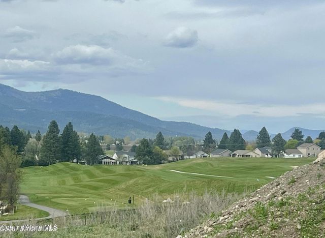 3606 N Blaze Loop, Post Falls, ID 83854