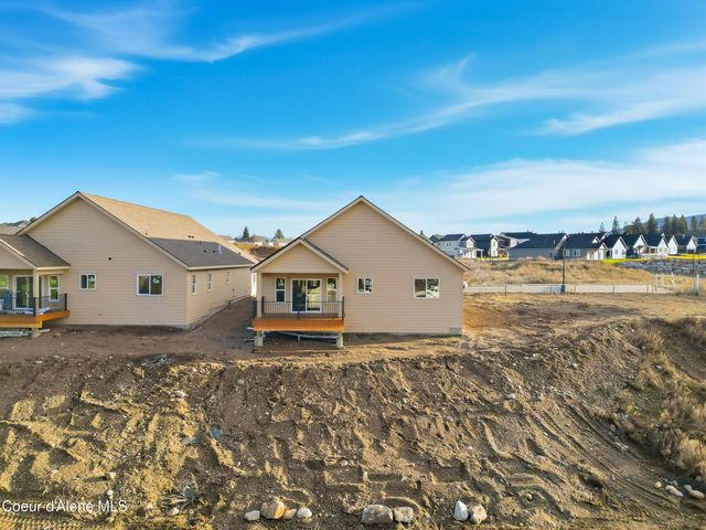 3606 N Blaze Loop, Post Falls, ID 83854