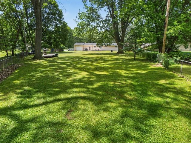 17 Briarwood Lane, Perinton, NY 14450