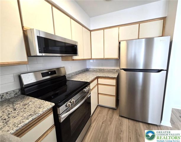 4747 Cheryl Drive, Hanover Twp, PA 18017